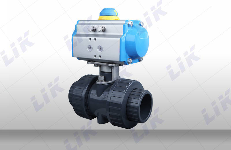 �M�ښ���������y